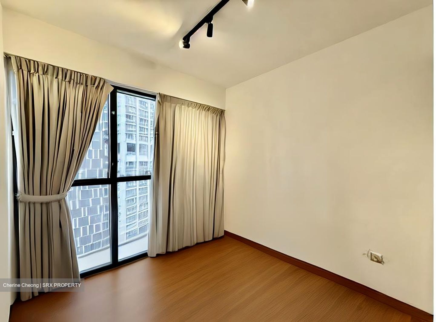 Commonwealth Towers (D3), Condominium #513505131